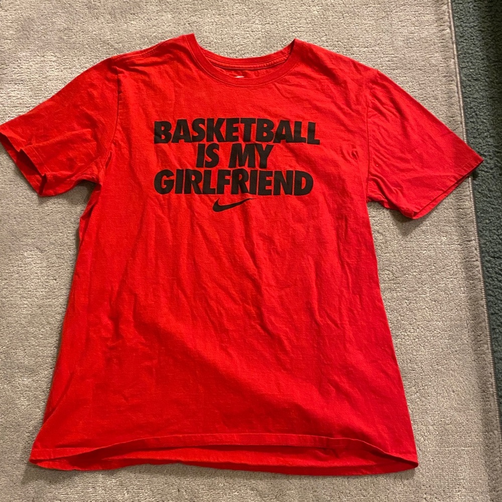 Nike red tee shirt